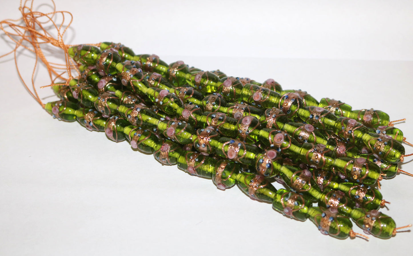 10 Strands Wedding Cake Beads Lime