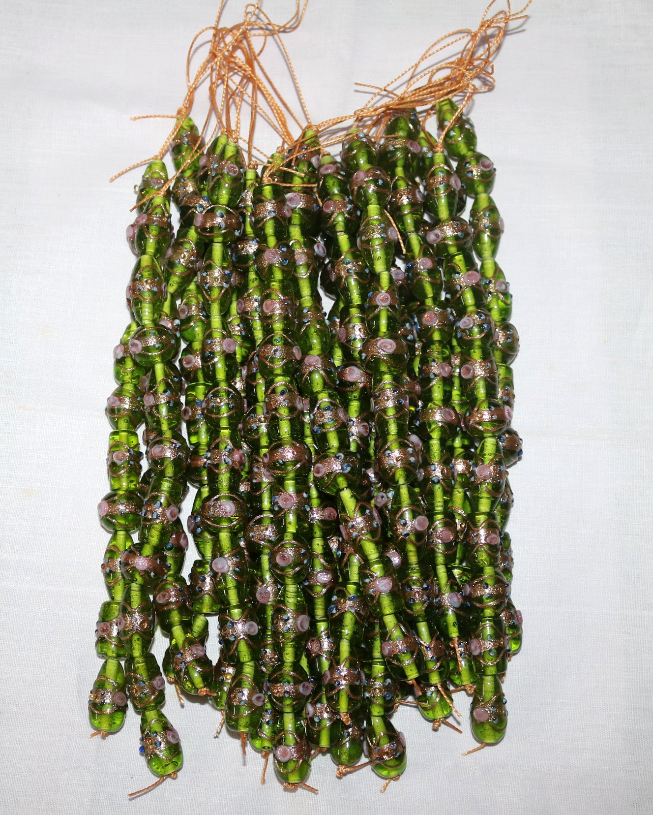 10 Strands Wedding Cake Beads Lime
