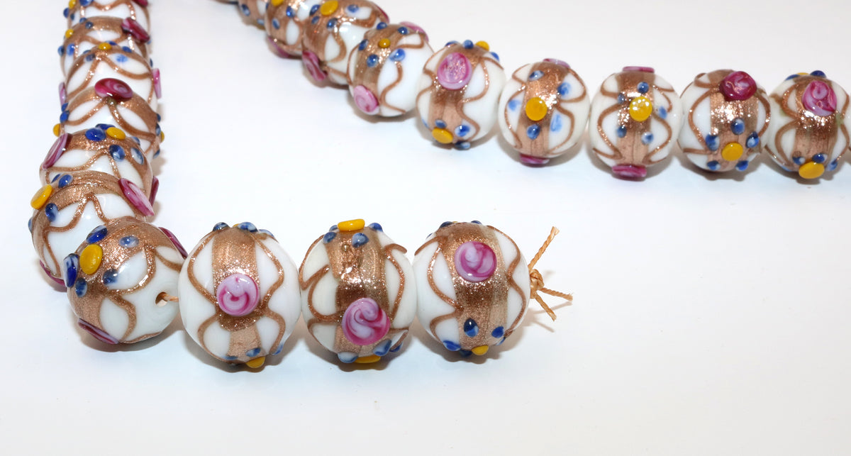 5 Strands 16mm Wedding Cake Beads White - STR-0302-16MM