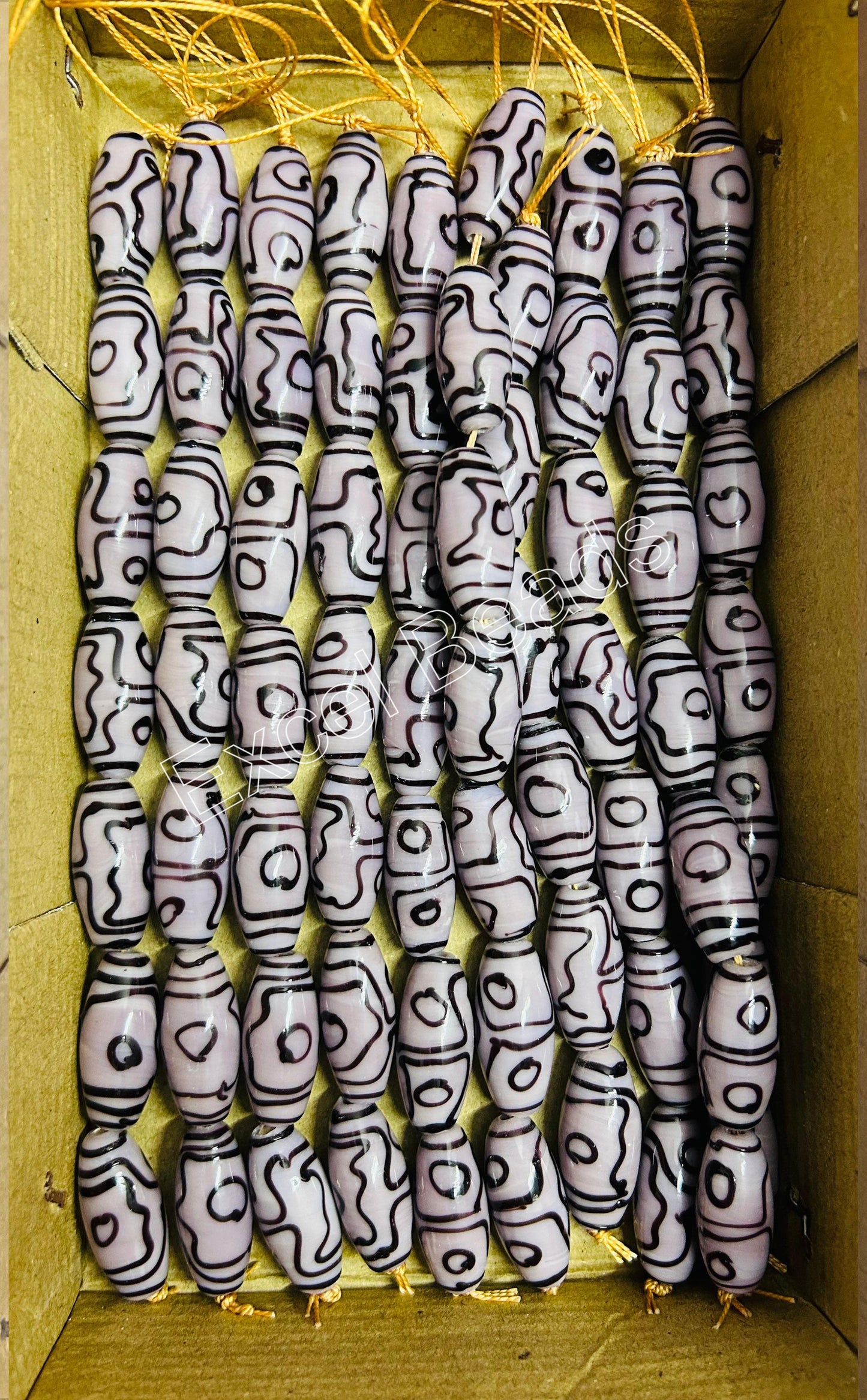 5 Strands Large Oval Beads 12x28mm Lt Purple - STR-0604