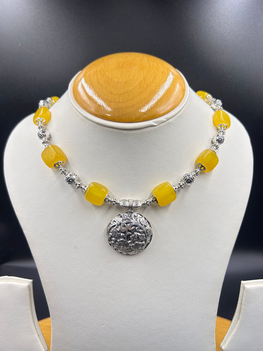 Necklace Yellow