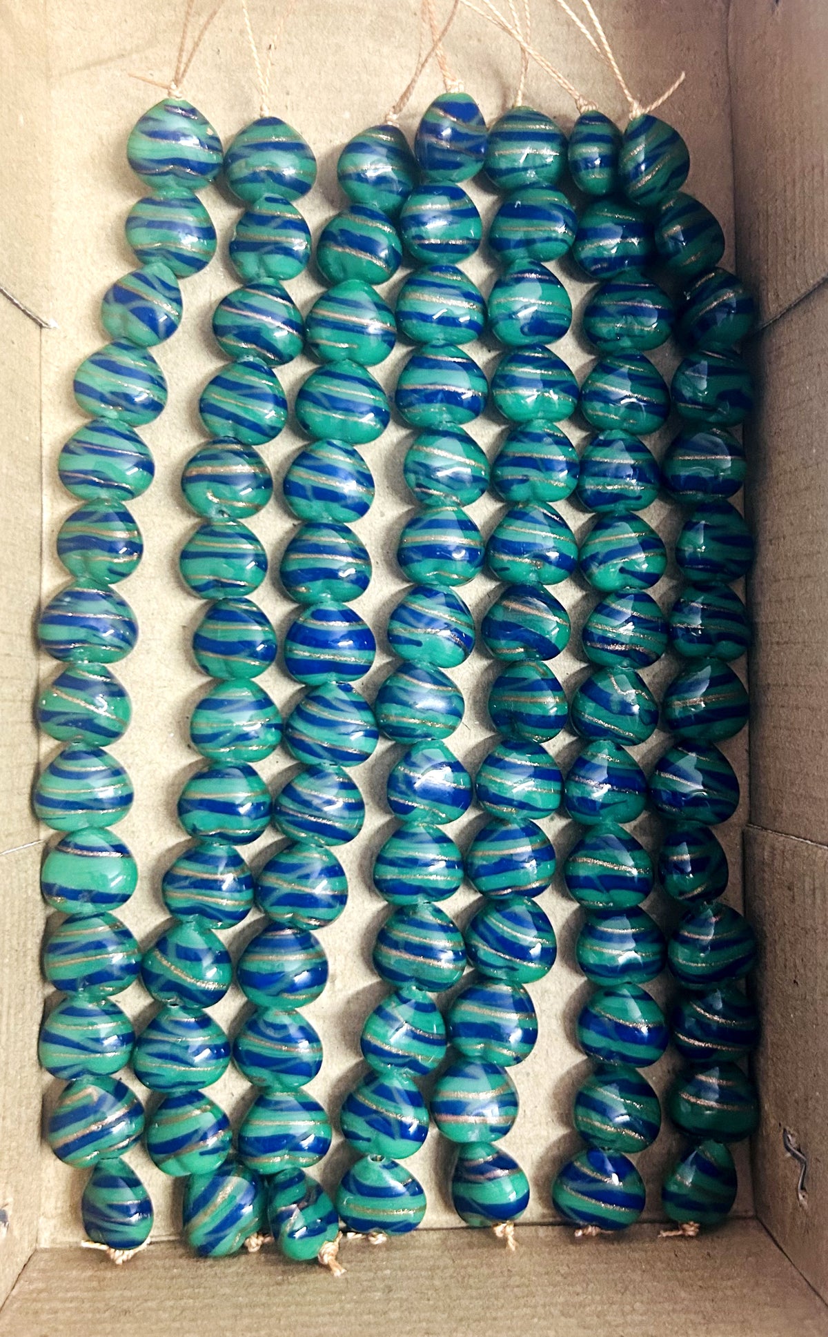 5 Strands 13x15mm Heart Shape Glass Beads Green - STR-1244