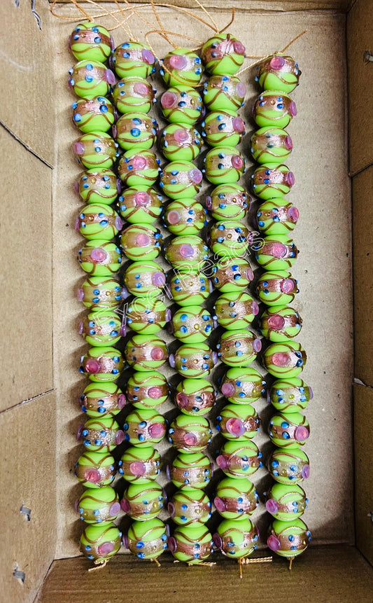 5 Strands 14mm Round Wedding Cake Beads - Lt Green - STR-0304