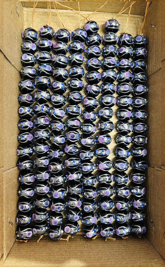 5 Strands 12mm Round Wedding Cake Beads Black with Silver Swirl - STR-401