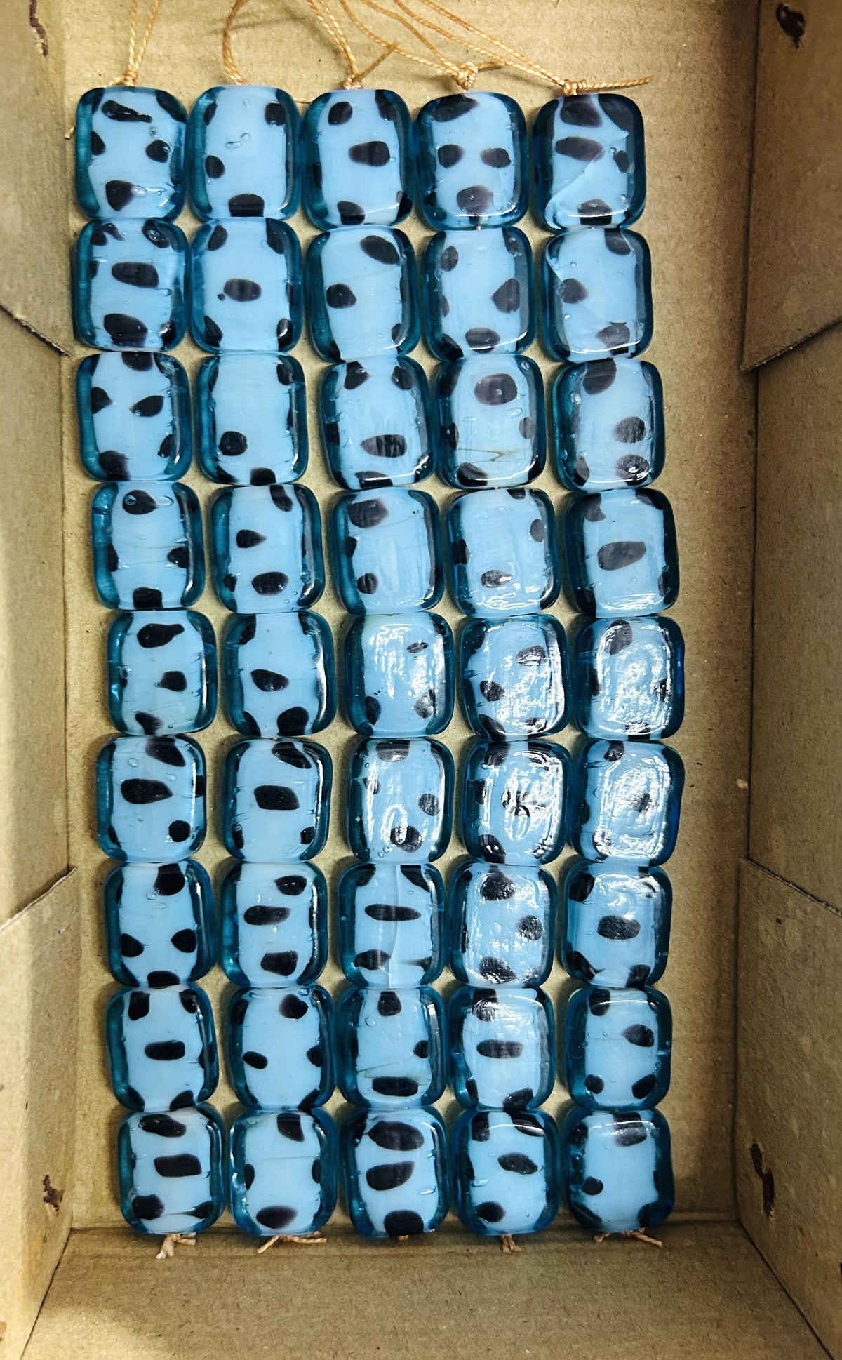 5 Strands Tiger Designed Blue Beads - STR-0632