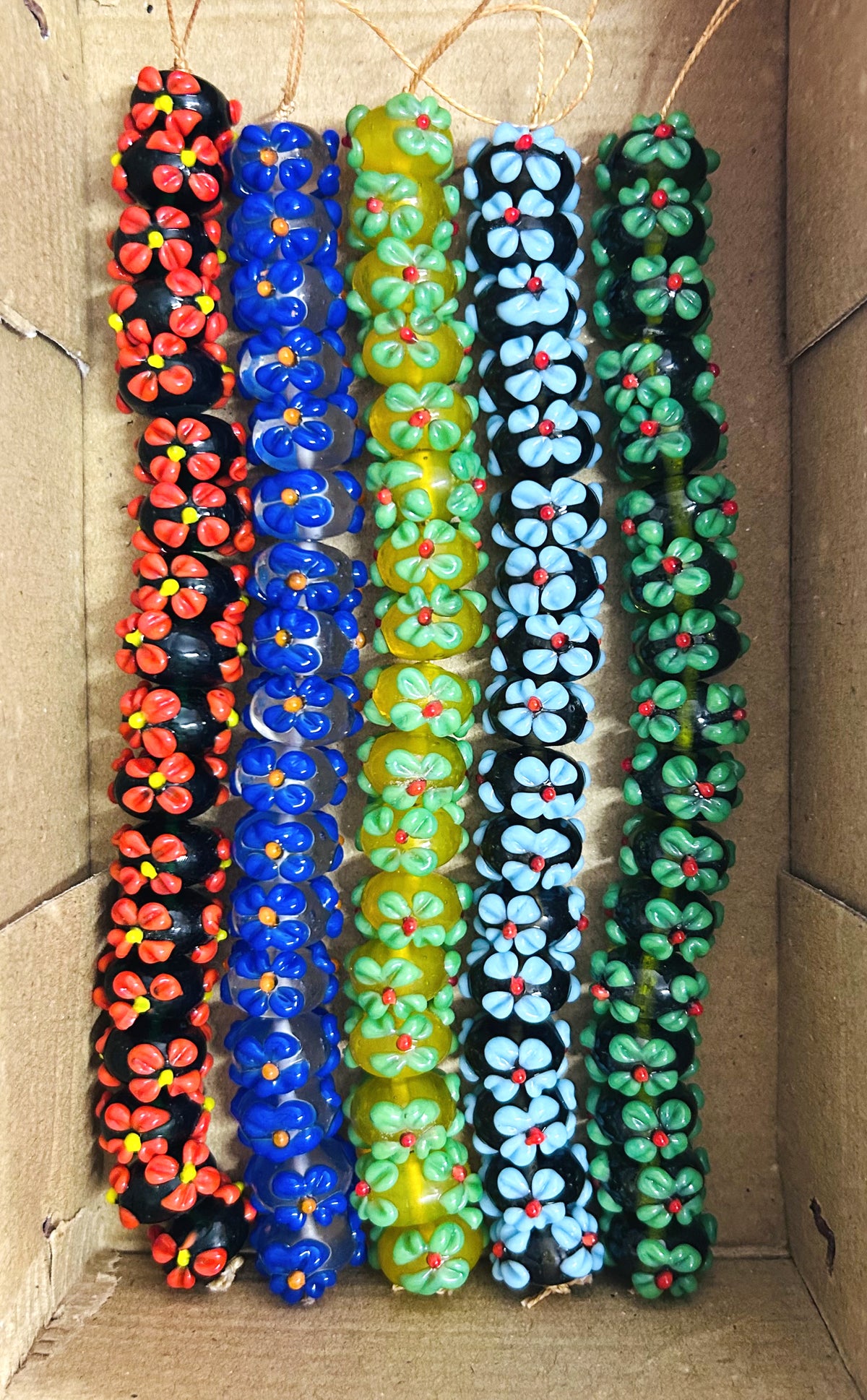 5 Strands 16mm Fancy Glass Beads Multi Color Transparent (90 Beads) -  STR-0951